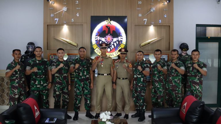 Kunjungan Para Penerus Bangsa di Asrama Gagak Hitam