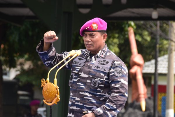 Dankormar Cek Kesiapan Satgas Operasi Damai Cartenz dan Satgas Pamtas Laut Natuna 2024