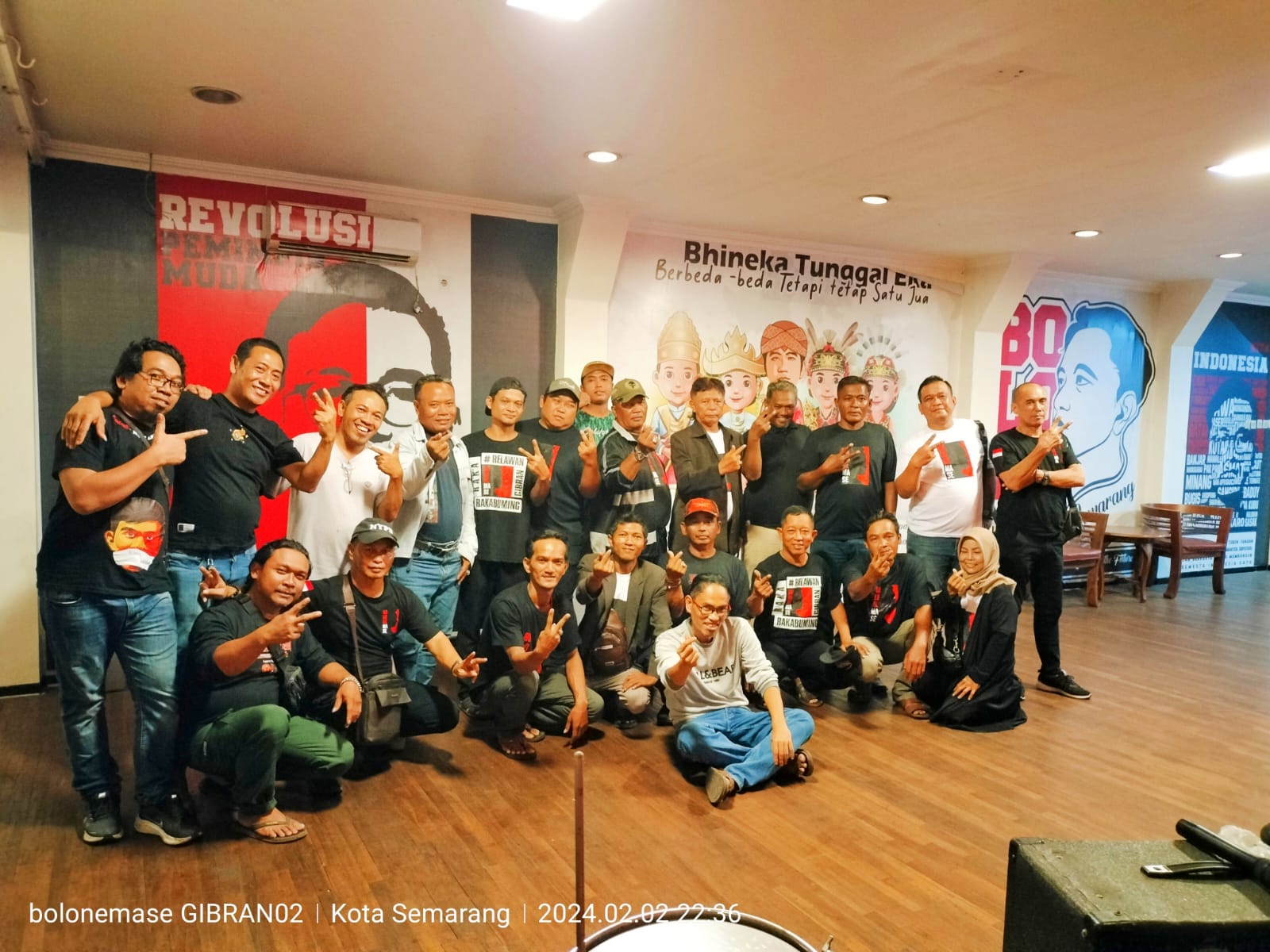 Nonton Bareng Debat Bolonemase Kota Semarang: Semakin Solid Dukung Mas Gibran