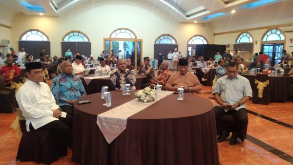 Pangdam Kasuari Ikuti Buka Puasa Bersama Para Tokoh Adat, Bem Mahasiswa dan Ormas Se-Provinsi Papua Barat
