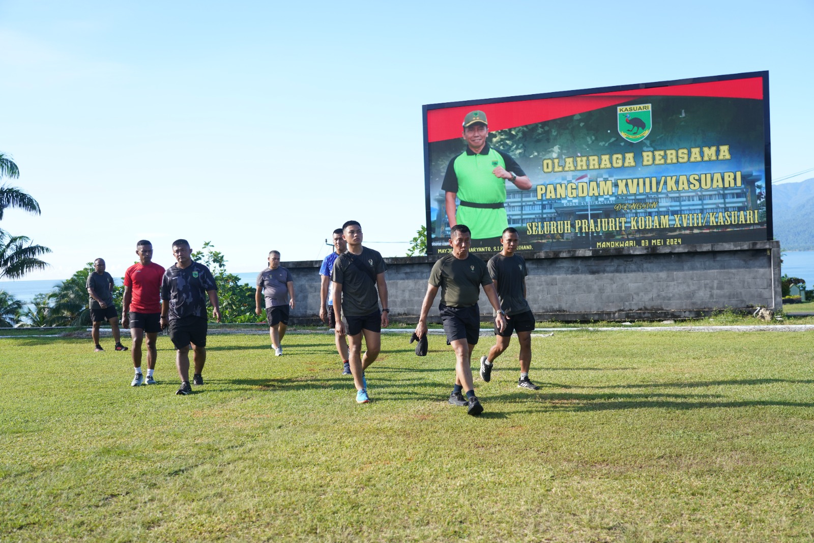 Pangdam Kasuari Galang Semangat dengan Olahraga Bersama Prajurit : Menjaga Kesehatan dan Kedekatan