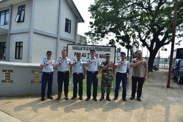 Danlanud Halim P  Tinjau Aset Di Teluk Naga