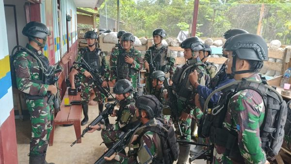 Aparat TNI yang Melaksanakan Tugas Pengamanan Papua Tempati Akomodasi Militer