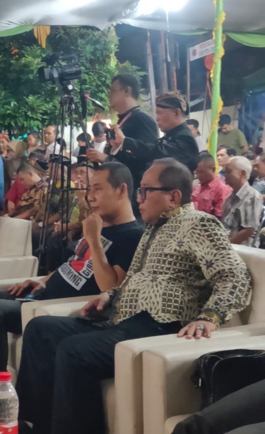 Sekda Kota Semarang, Iswar Aminuddin, Hadiri Pagelaran Wayang Kulit Warga Sebagai Apresiasi Kecintaannya Terhadap Budaya-Budaya Asli Bangsa Indonesia