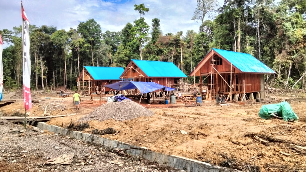 Warga Yabore Bangga Bisa Segera Tempati 3 Unit Rumah Tingkat