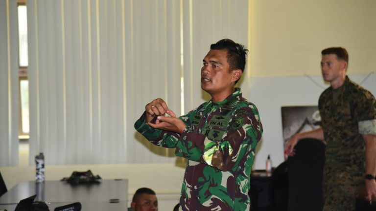 Marinir Indonesia Berbagi Pengetahuan Jungle Survival Pada Peserta Rimpac 2024 Marinir Indonesia Berbagi Pengetahuan Jungle Survival Pada Peserta Rimpac 2024