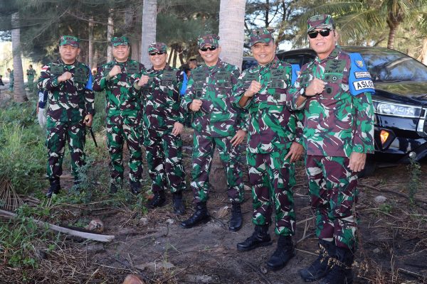 Wadan Kormar Tinjau Amphibious Operation, Medcap, Dan Encap Latgabma SGS