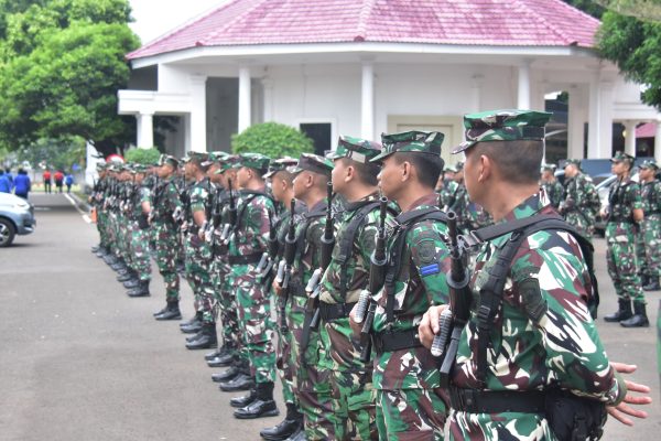 Tingkatan Disiplin, Prajurit dan PNS Korps Marinir Laksanakan Apel Pagi