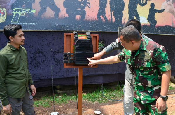 Korps Marinir Gelar Uji Fungsi Helm Dan Rompi Serbu Anti Peluru