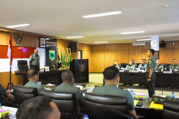 Kasdam XVIII/Kasuari Pimpin Sidang Jabatan Perwira TW III TA. 2024 “Sebagai Proses Pembinaan Karier Perwira”