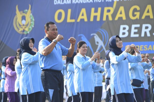 Jelang HUT ke-68 PIA Ardhya Garini, Kasau dan Ketum PIA AG Laksanakan Olahraga Bersama