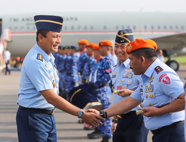 Kasau Berikan Apresiasi Kepada Prajurit Kopasgat Berprestasi