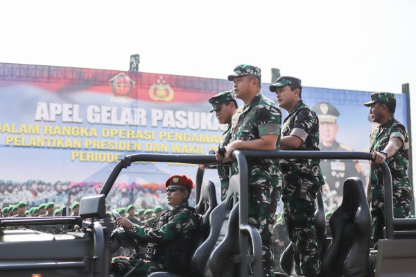 Kasau Hadiri Apel Gelar Pasukan Operasi Pengamanan VVIP Pelantikan Presiden dan Wakil Presiden RI
