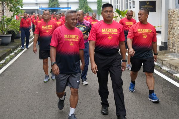 Wadan Kormar Olahraga Bersama Prajurit Lanmar Jakarta