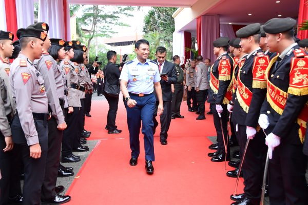 Wakasau Hadiri Acara Pengantar Purna Tugas Dua Pati Polri