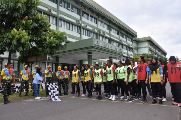 Lomba Ketangkasan Srikandi Kodam Kasuari Meriahkan HUT Ke-8 Kodam XVIII/Kasuari