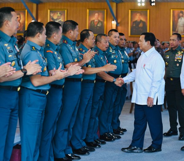 Di Istana Kepresidenan, Dankormar Beserta Jajarannya Ikuti Pengarahan Presiden RI