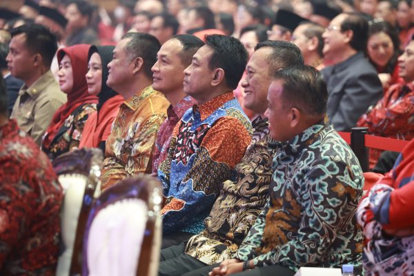 Wakasau Hadiri Perayaan Imlek Nasional 2025