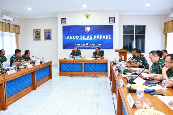 Kasau Kunker ke Lanud Silas Papare, Perkuat Kesiapan Operasional dan Pembinaan Wilayah Udara