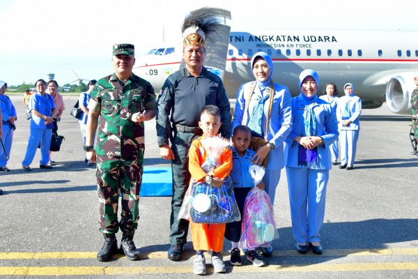 Kasau Bertolak dari Jayapura Menuju Lanud Yohanis Kapiyau, Timika