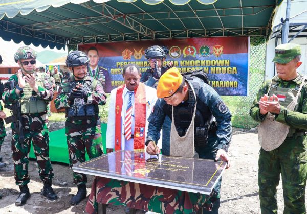 Kasau Resmikan Gereja Pantekosta Indonesia di Kenyam, Perkuat Sinergi TNI AU dan Masyarakat