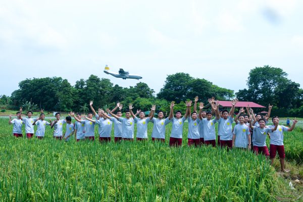Dispotdirga Lanud Halim Perdanakusuma Kenalkan Ketahanan Pangan kepada Siswa SMA Labschool Jakarta