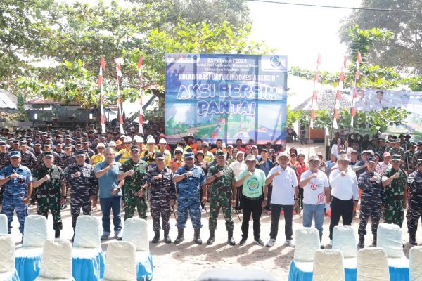 Peringati HPSN 2025, Lanud Sam Ratulangi Ikut Bersihkan Pantai Paal Likupang