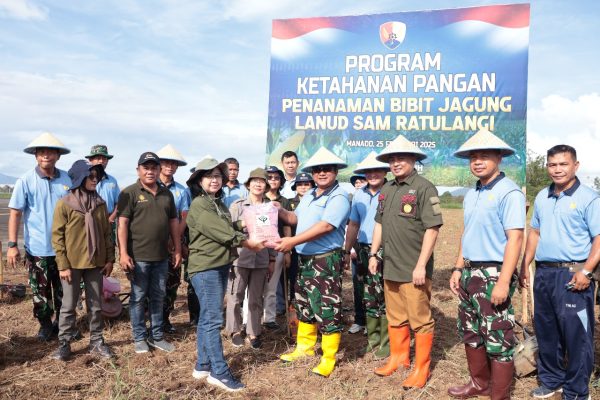 Lanud Sam Ratulangi Tanam Jagung Varietas Jakarin untuk Ketahanan Pangan