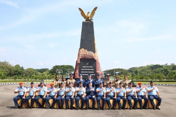 Gubernur AAU Terima Courtesy Call Cadet USAFA, Pererat Hubungan Pendidikan Militer Indonesia-AS