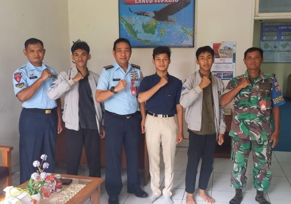 Apresiasi TNI AU, Lanud Supadio Dukung Pengembangan Roket Amatir Pelajar SMKN 4 Pontianak