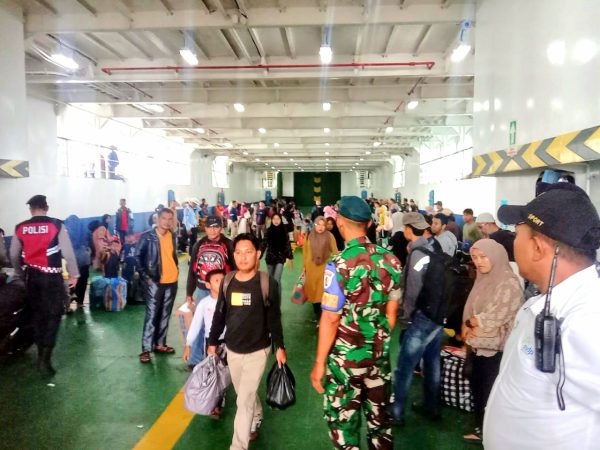 Kawal Arus Balik Lebaran di Natuna, Lanud Raden Sadjad Tunjukkan Profesionalisme TNI AU AMPUH
