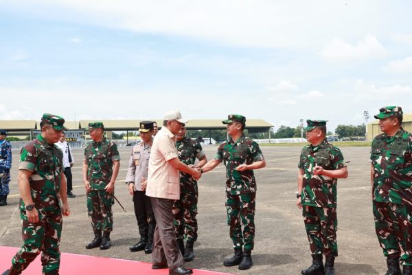 Pangkoopsud II Sambut Menhan di Makassar, TNI AU AMPUH Tunjukkan Kesiapan Udara yang Profesional
