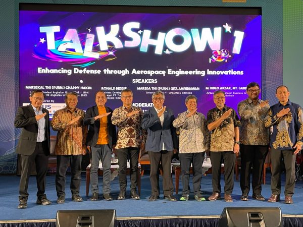 Marsekal TNI (Purn.) Chappy Hakim, Hadir sebagai Pembicara di Aerospace Innovation Summit ITB 2025