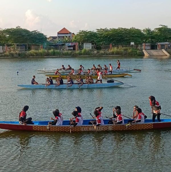 JUNG KWATU, Pilar Pembinaan Karakter Bahari Generasi Muda Menuju Kebangkitan Maritim Indonesia.
