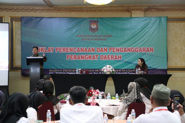 Tingkatkan Kapasitas ASN Daerah, Kepala BPSDM Kemendagri Tekankan Pentingnya Tata Kelola Pemerintahan Akuntabel