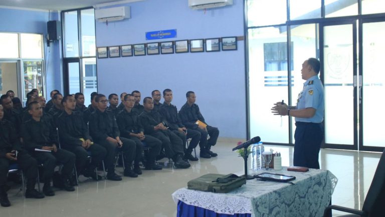 Pekan Ketiga Diksarmil, TNI AU Bentuk Jiwa Kepemimpinan dan Semangat AMPUH Siswa SPPI
