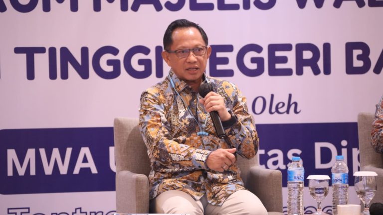 Mendagri Ajak Pemda Perkuat PTN-BH melalui Dukungan Hibah dan Pembangunan Infrastruktur