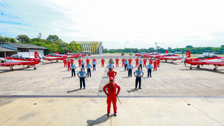 TNI AU Kerahkan Jupiter Aerobatic Team Ikuti LIMA 2025 di Malaysia