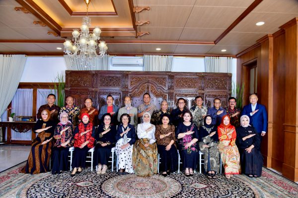 Kuatkan Kebersamaan Lintas Generasi, Kasau Gelar Malam Silaturahmi Bersama Para Kepala Staf TNI AU dari Masa ke Masa