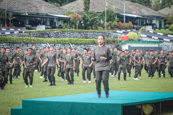 Kodam XVIII/Kasuari Gelar Kegiatan “Sehat Bersama” Melalui Senam Komando dan SKJ