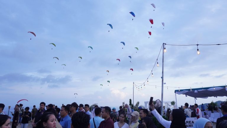 Lombok Resmi Gelar Paragliding Accuracy World Cup 2025, TNI AU Dukung Dirgantara dan Sport Tourism Indonesia