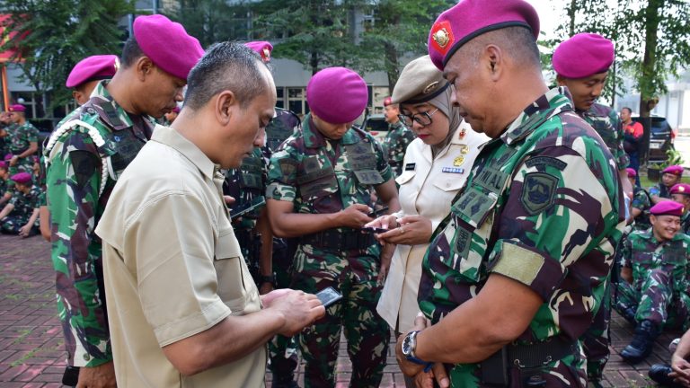 Tingkatkan Disiplin Dan Cegah Judi Online, Asintel Dankormar Laksanakan Pengecekan Dadakan