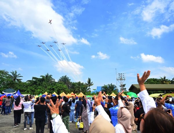 Semarak Roesmin Nurjadin Open Base 2025, Ribuan Warga Padati Lanud