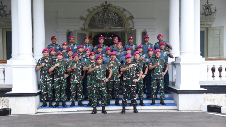 Dankormar Beri Pengarahan Kepada Perwira Marinir Tandikreg Seskoal LXIII Dan Tandikreg LXV Seskoad Tahun 2025