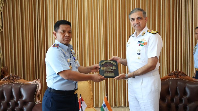 Perkuat Diplomasi Pendidikan Militer, Gubernur AAU Terima Kunjungan Delegasi National Defence College India