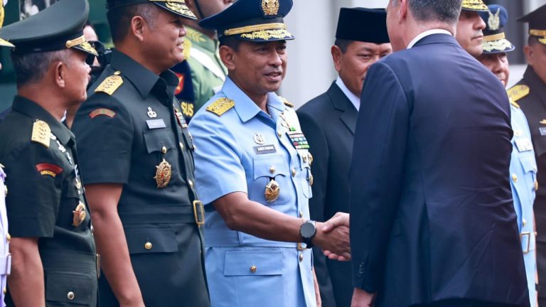 TNI AU Dukung Diplomasi Pertahanan, Wakasau Hadiri Penyambutan Menhan Australia di Kemhan