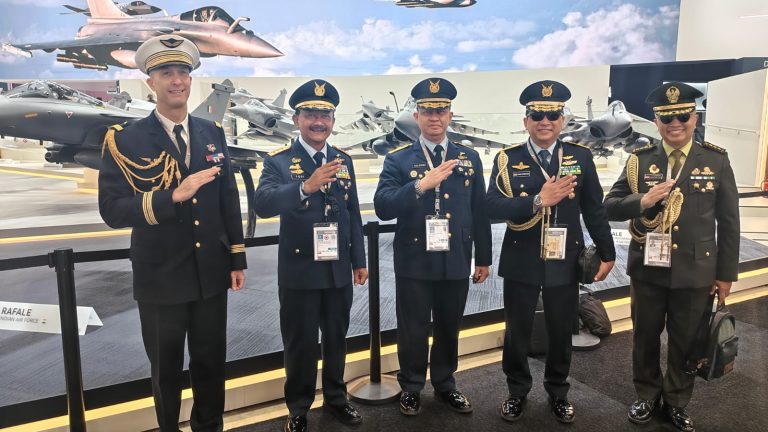 TNI AU AMPUH Tunjukkan Kiprah Global, Pangkoopsudnas Hadiri Paris Airshow 2025