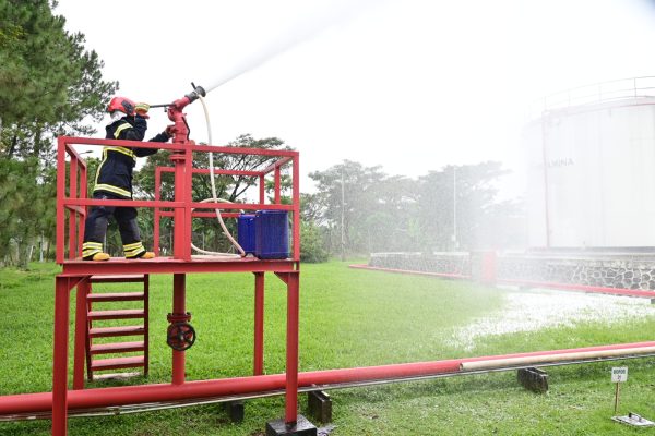 Sinergi Tanggap Darurat, Lanud Husein Sastranegara dan Pertamina Gelar Simulasi Keamanan Instalasi Vital