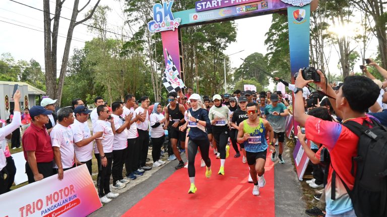 Colour Run 2025 Meriahkan HUT Koopsud, Wujud Semangat TNI AU AMPUH di Lanud Iskandar