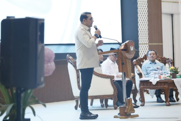 Kepala Daerah Diminta Dukung Pertumbuhan Ekraf, Optimalkan Peran Desa, dan Percepat Pembangunan Infrastruktur
